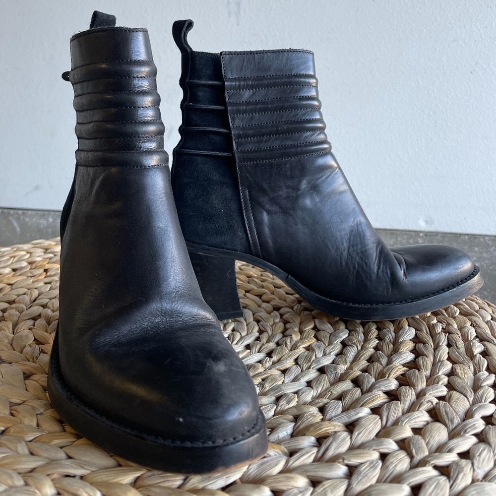 Won Hundred black leather pistol boot.